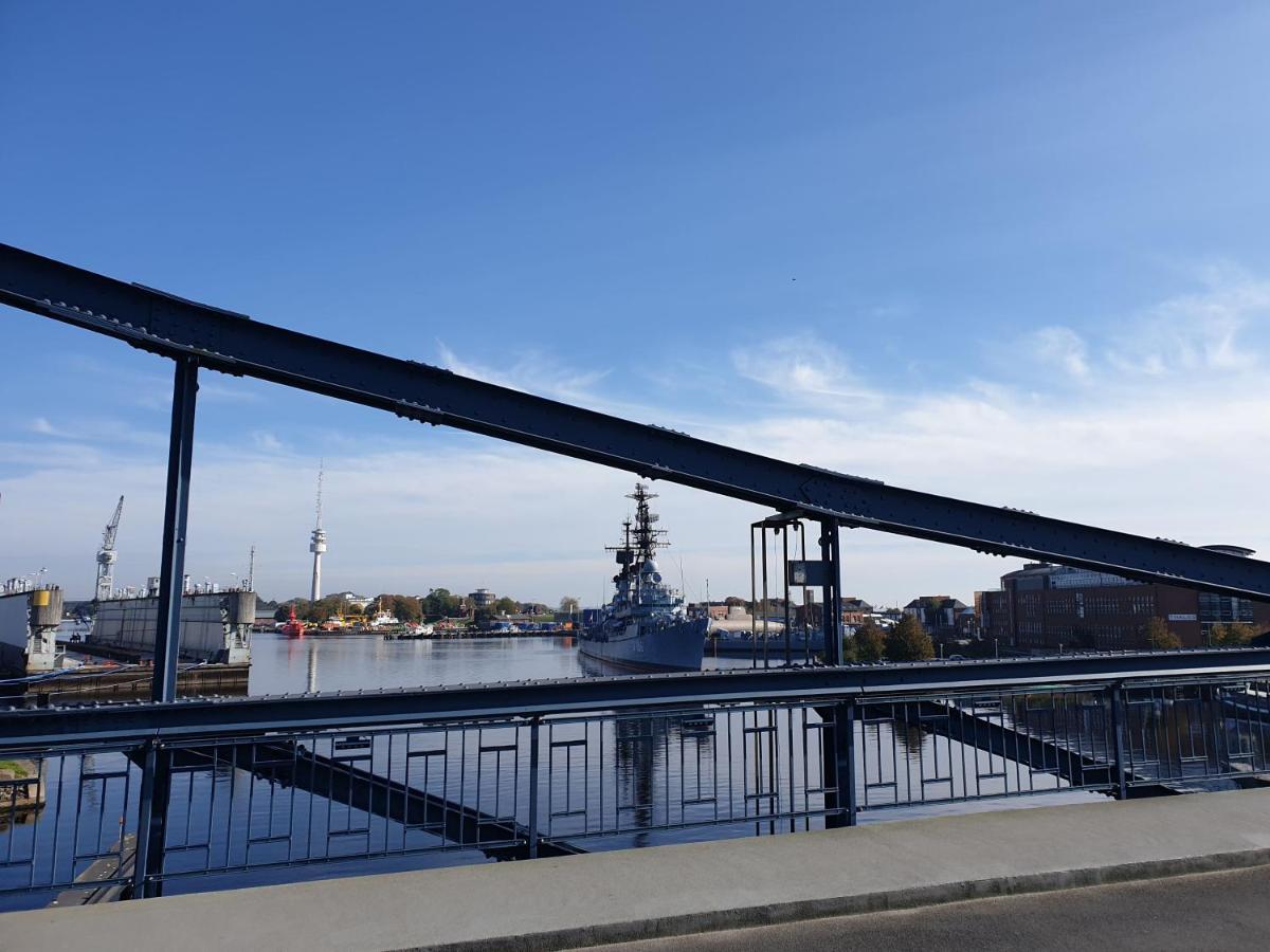 191 Ferienwohnung Deichbruecke Wilhelmshaven Dış mekan fotoğraf